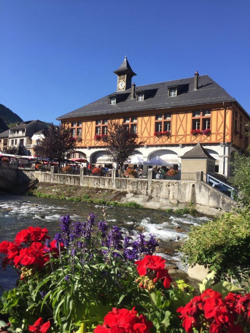 Arreau Appartement 4 Personnes Bagian luar foto